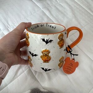 Creepy Critters Pumpkin Teddy Bear & Bats Halloween Trick or Treat Mug
